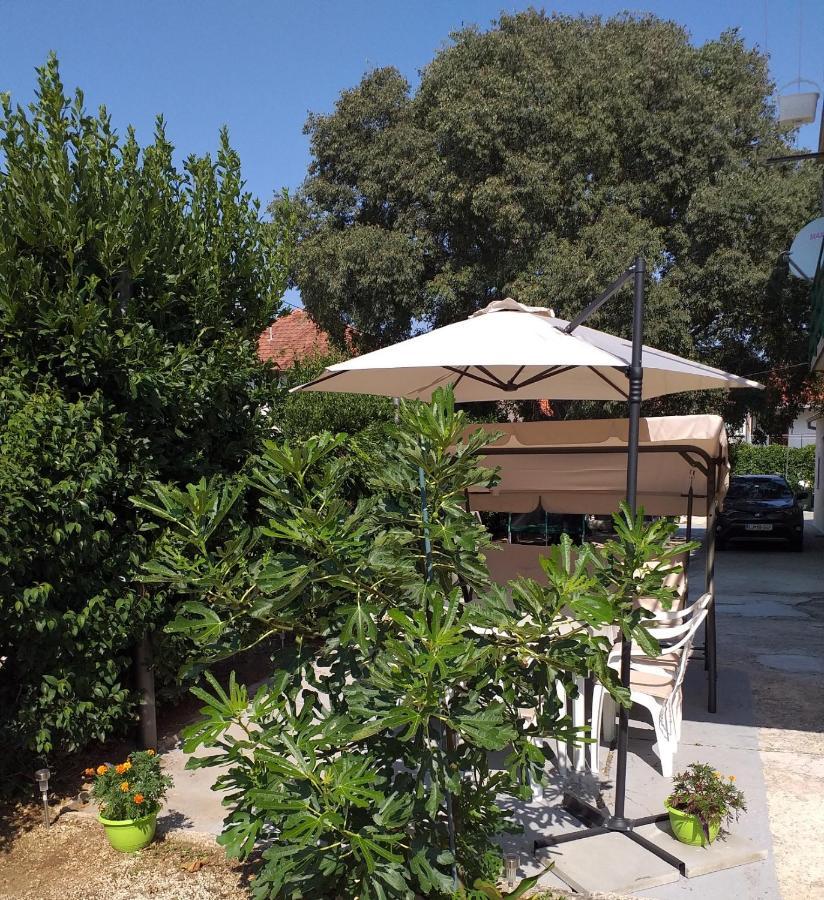 Apartments Jelicic Biograd Na Moru Buitenkant foto