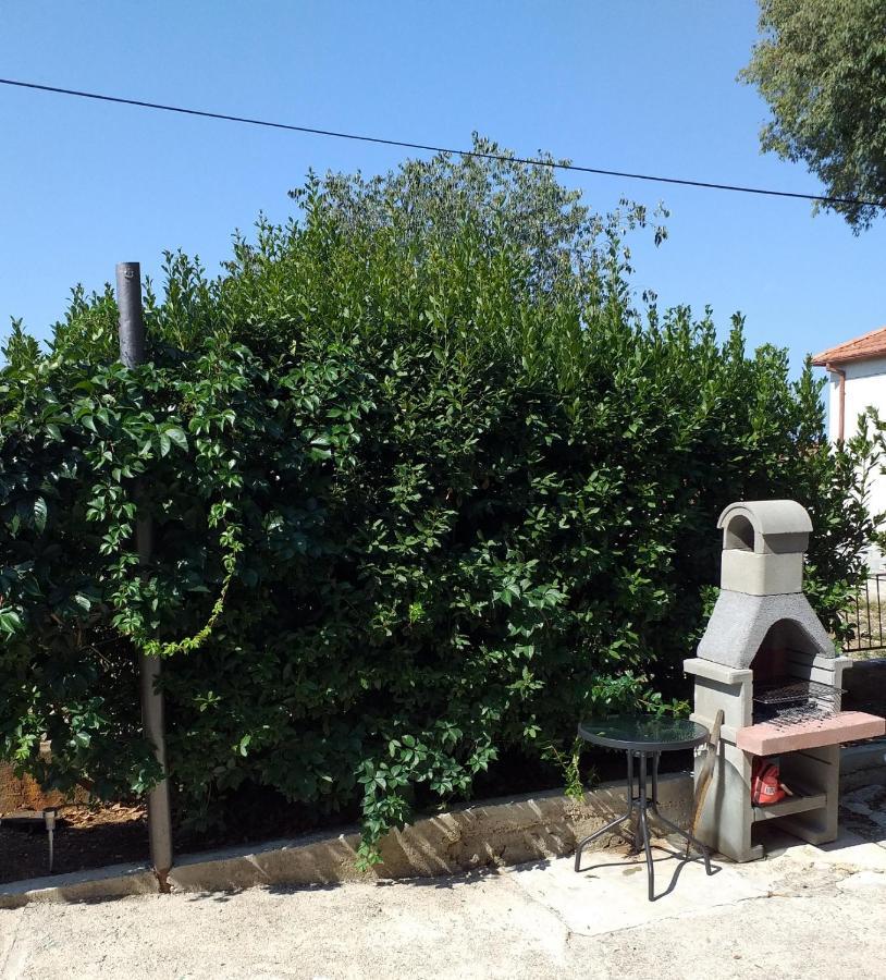 Apartments Jelicic Biograd Na Moru Buitenkant foto
