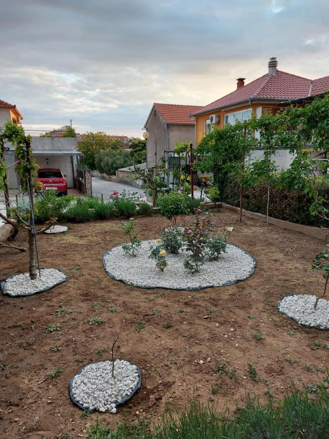 Apartments Jelicic Biograd Na Moru Buitenkant foto