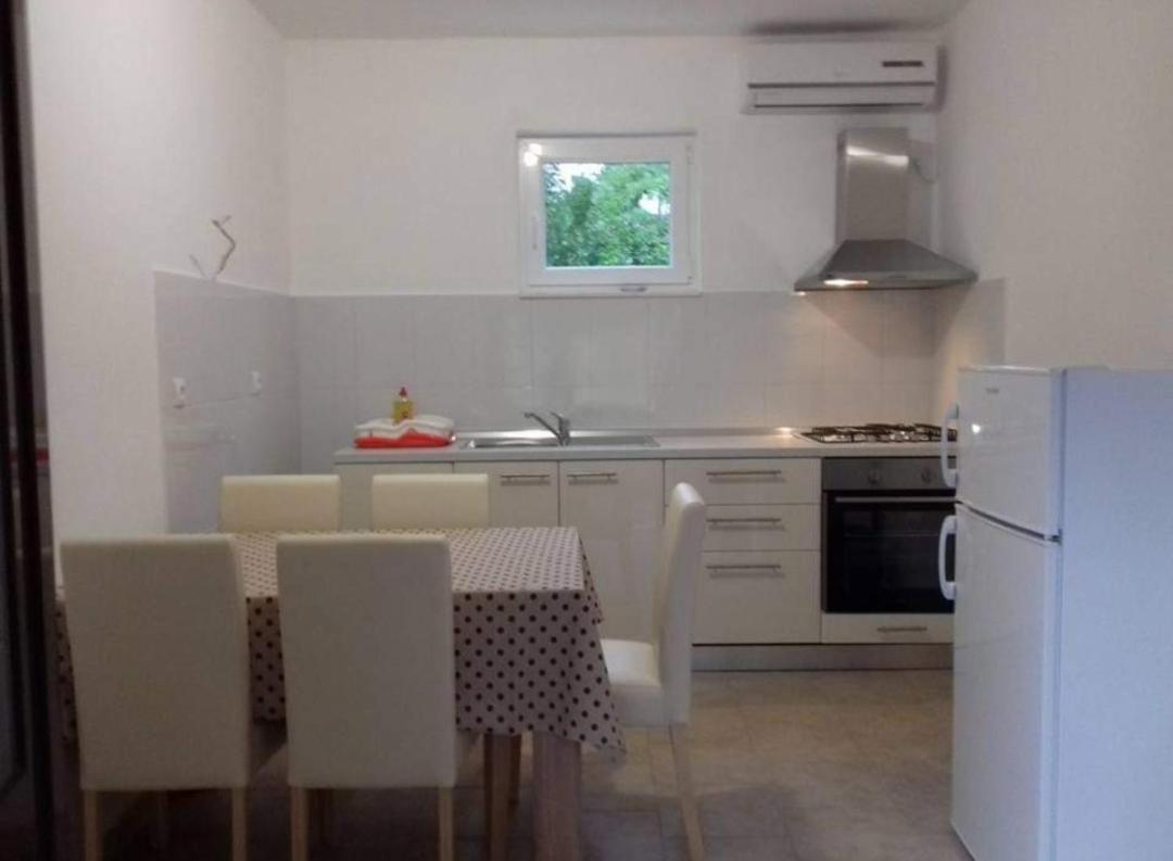 Apartments Jelicic Biograd Na Moru Buitenkant foto
