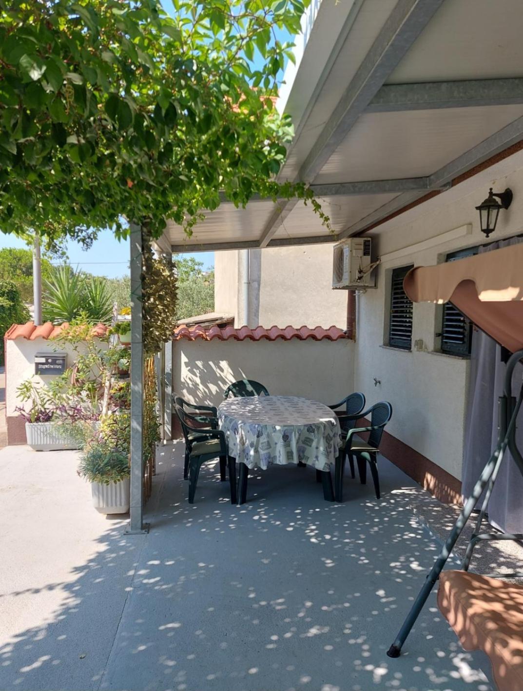 Apartments Jelicic Biograd Na Moru Buitenkant foto